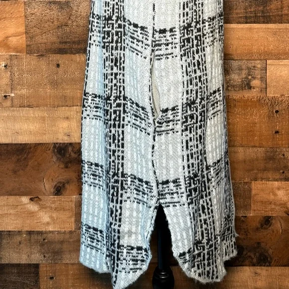 By Design Women's White Gray Black Long Cardigan Sweater Pockets Medium EH 101 - Picture 4 of 6